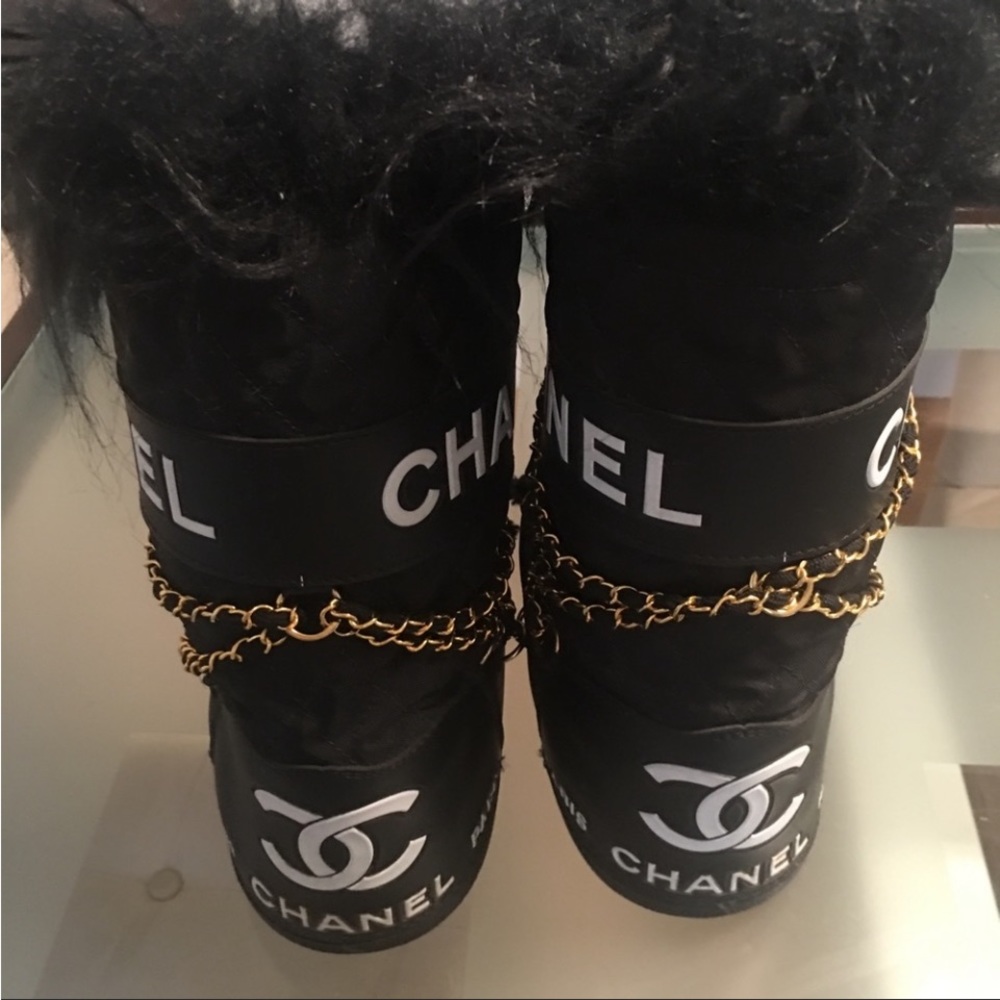 Chanel Vintage Black Quilted Apres Ski Moon Boots Size 38-40 Authentic